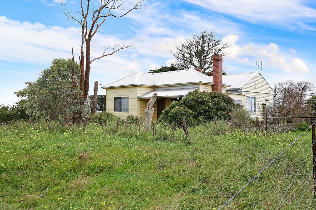 1890 Corangamite Lake Road, Dreeite, VIC, Dreeite - Thumbnail 3