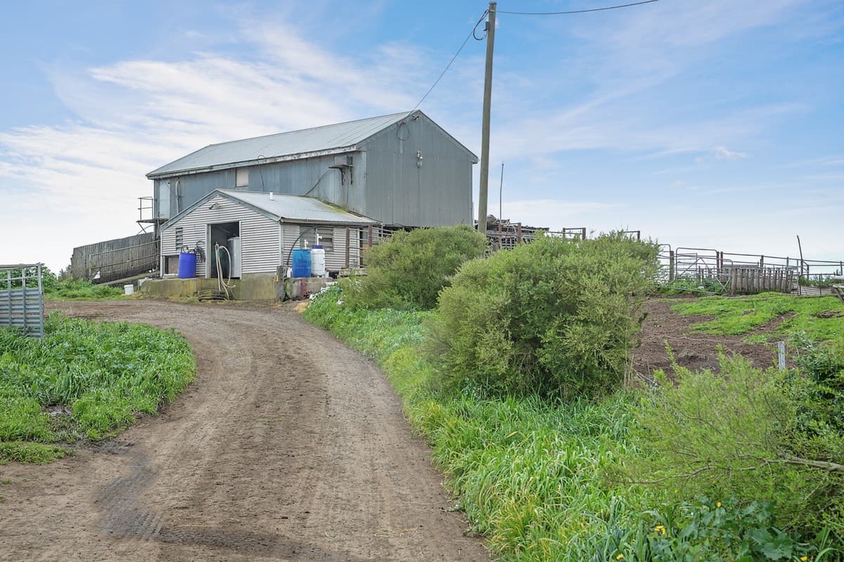 70 Mahoods Road, Alvie, VIC, Alvie - Thumbnail 7