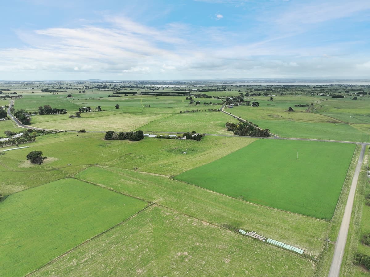 275 Coragulac - Beeac Road, Warrion, VIC, Warrion - Thumbnail 4
