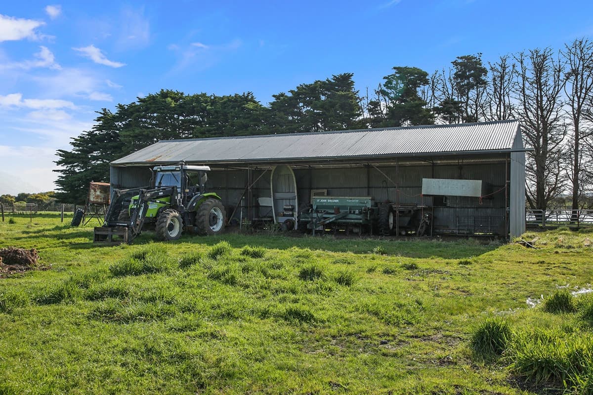 1067 Darlington-Carranballac Road, Darlington, VIC, Darlington - Thumbnail 4