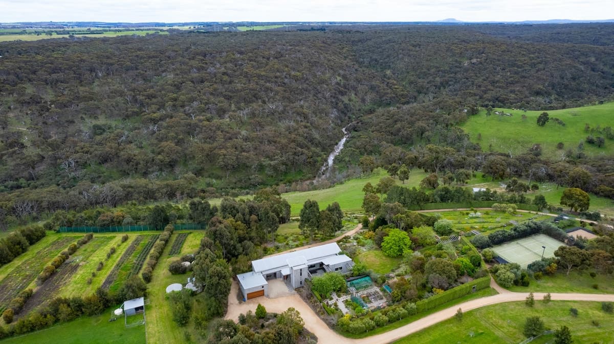 188 East Road, She Oaks, VIC, She Oaks - Image 1