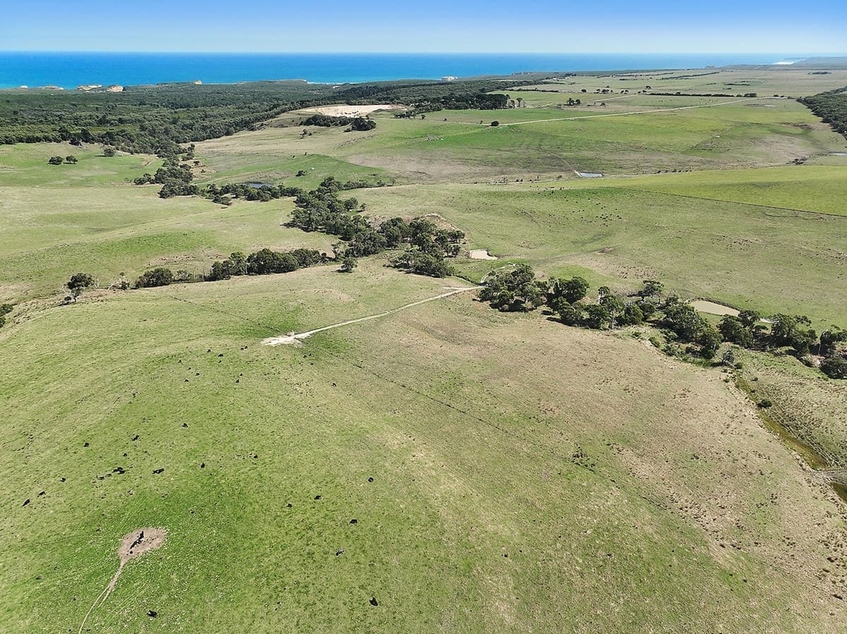 Lochs Road, Port Campbell, VIC, Port Campbell - Thumbnail 3