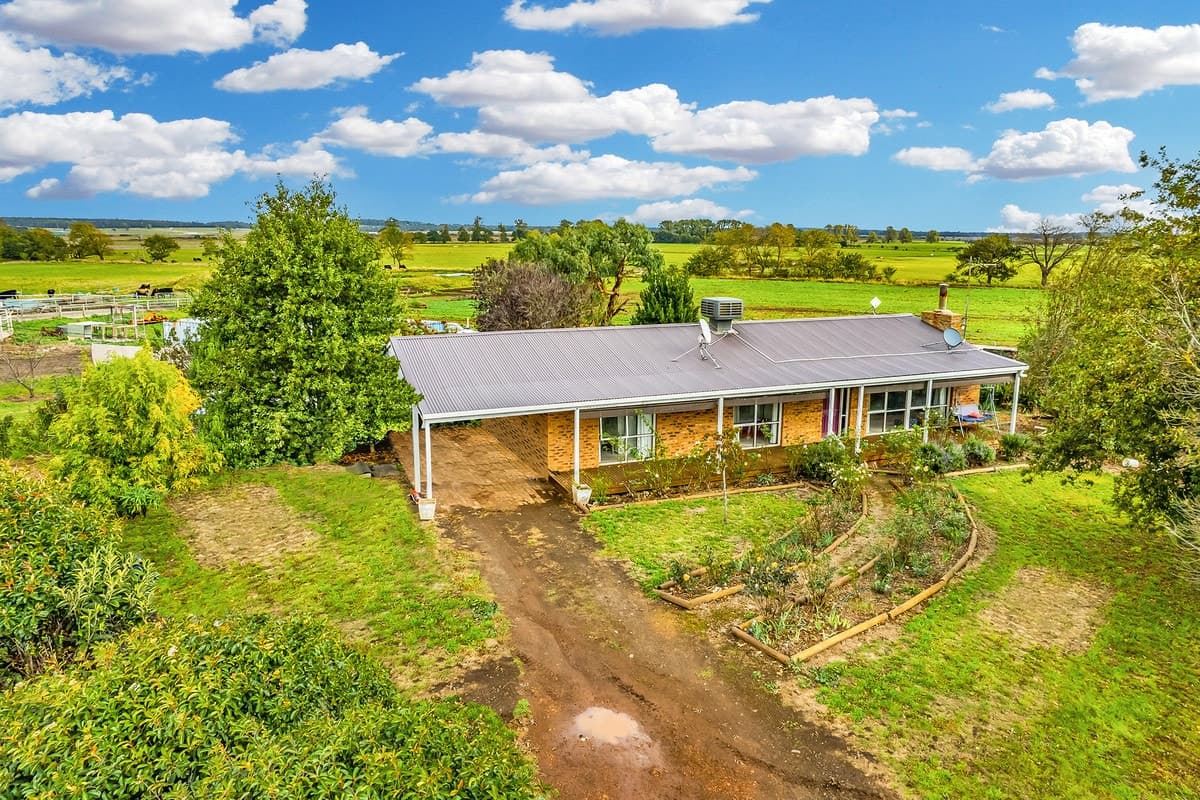 170 Swan Marsh-Irrewillipe Road, Swan Marsh, VIC, Swan Marsh - Thumbnail 3