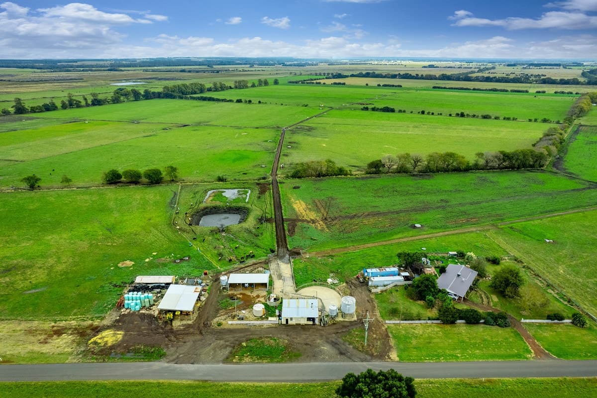 170 Swan Marsh-Irrewillipe Road, Swan Marsh, VIC, Swan Marsh - Thumbnail 6