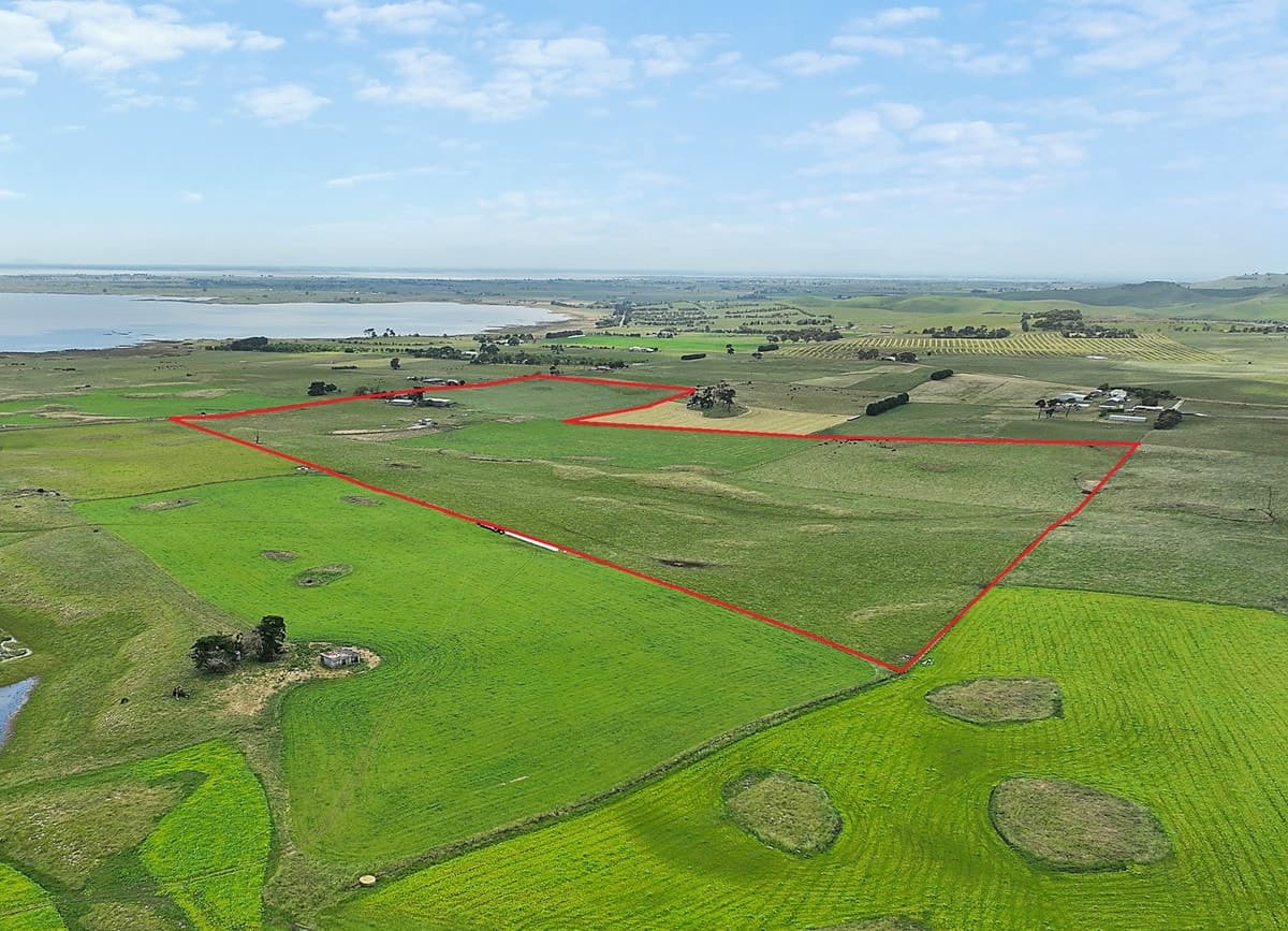 750 Nalangil Road, Corunnun, VIC, Corunnun - Thumbnail 2