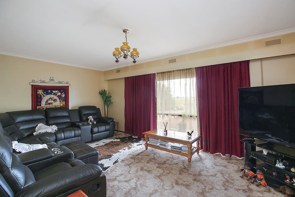 750 Nalangil Road, Corunnun, VIC, Corunnun - Thumbnail 8