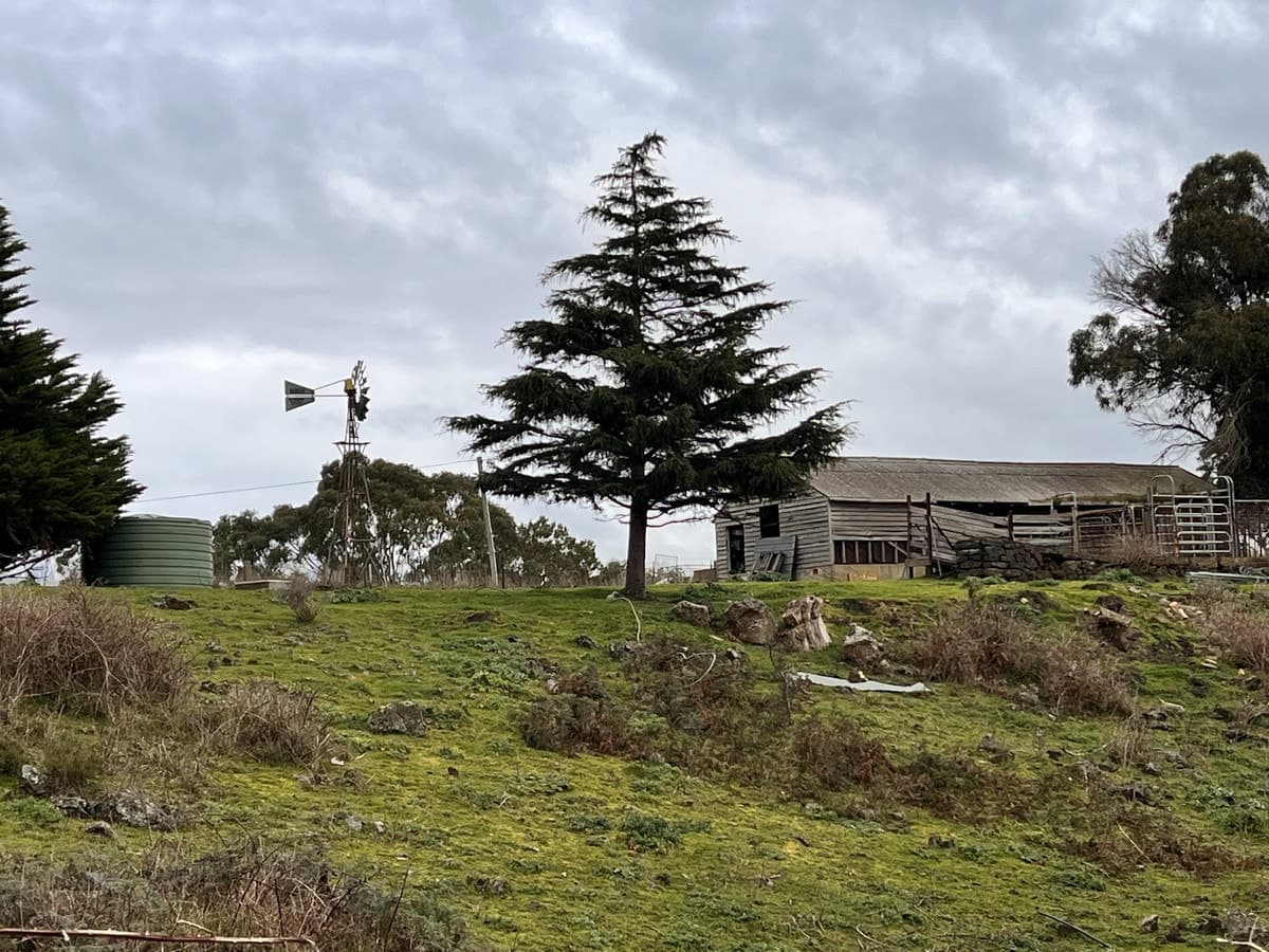2090 Princes Highway, Pirron Yallock, VIC, Pirron Yallock - Thumbnail 2