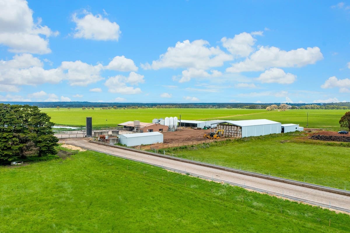1150 Carpendeit Bungador Road, Swan Marsh, VIC, Swan Marsh - Thumbnail 5