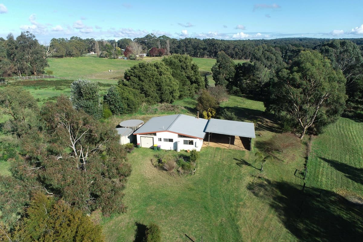 30 Arnolds Road, Barongarook, VIC, Barongarook - Thumbnail 6