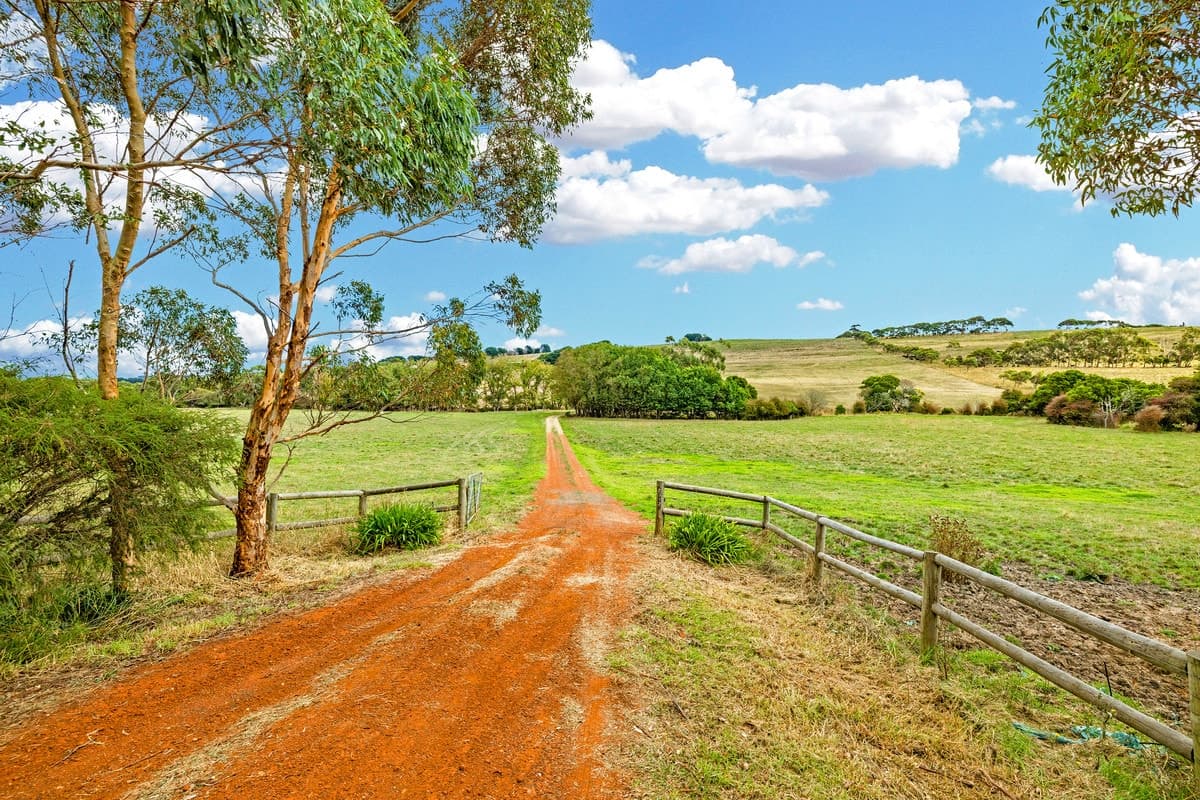 Cobden-Port Campbell Road, Port Campbell, VIC, Port Campbell - Thumbnail 2