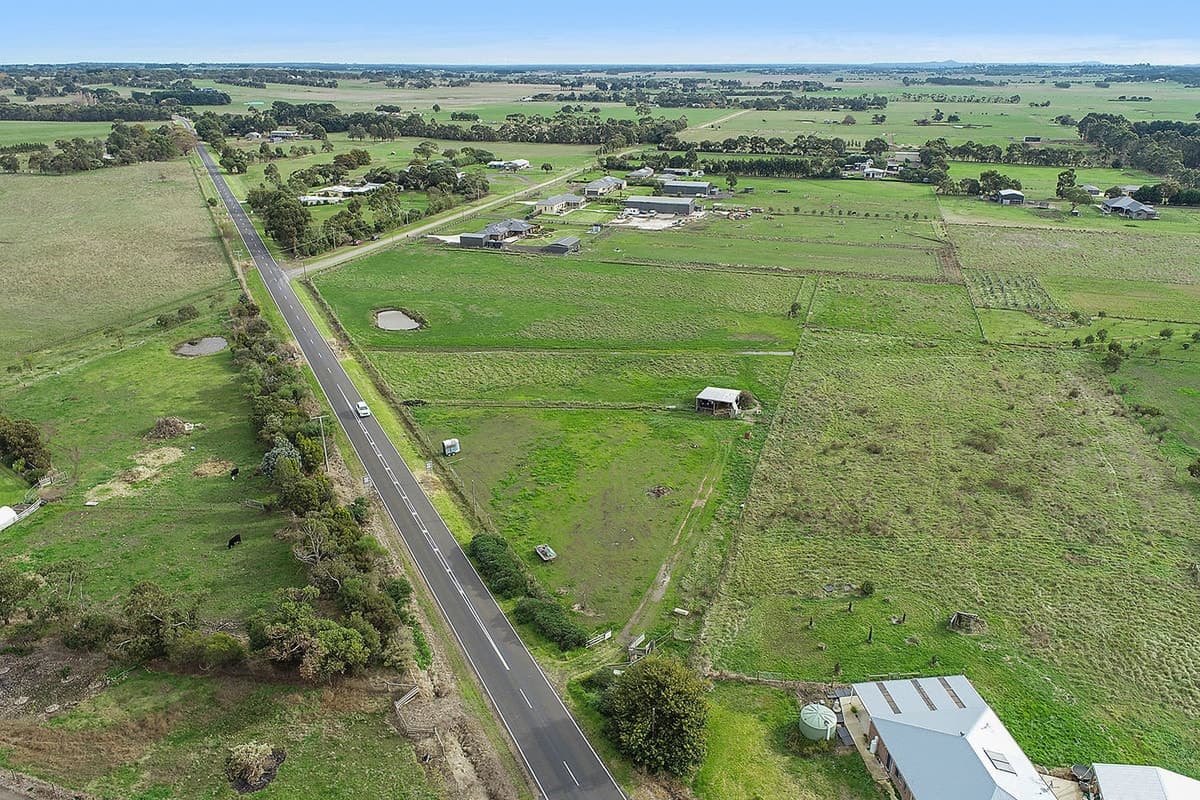 170 Irrewillipe Road, Elliminyt, VIC, Elliminyt - Thumbnail 2
