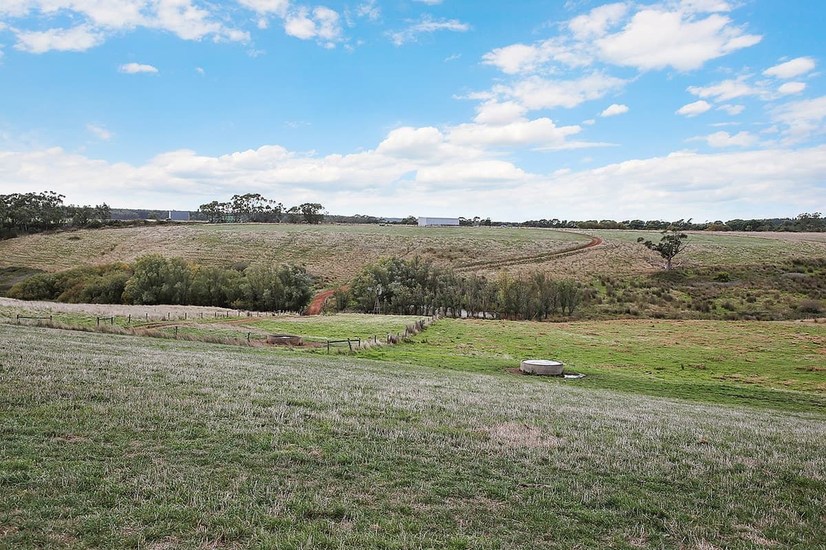 1645 Coradjil Road, Simpson, VIC, Simpson - Thumbnail 8