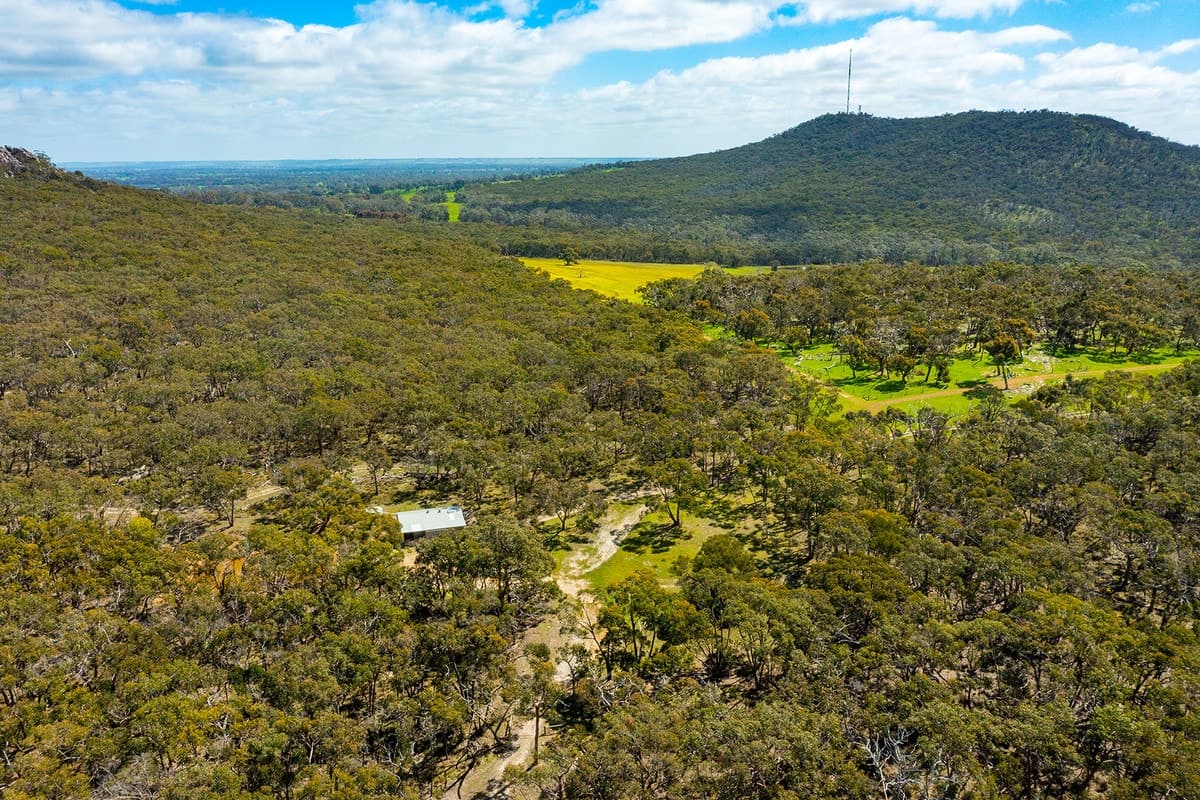 267 Dundas Gap Road, Cavendish, VIC, Cavendish - Thumbnail 2