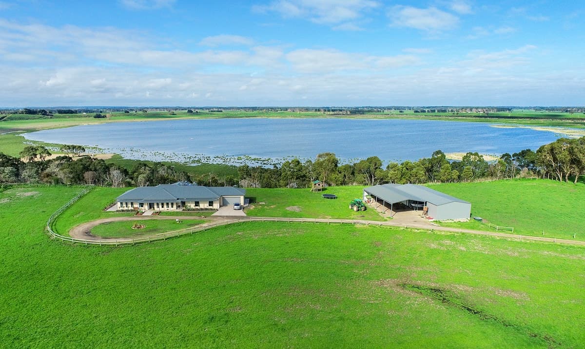 203 Oates Road, Elingamite North, VIC, Elingamite North - Image 1