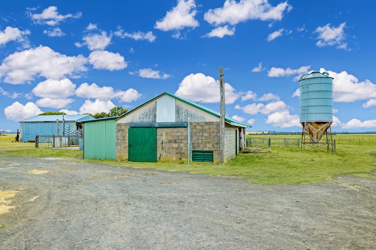 160 Bourkes Road, Warncoort, VIC, Warncoort - Thumbnail 6