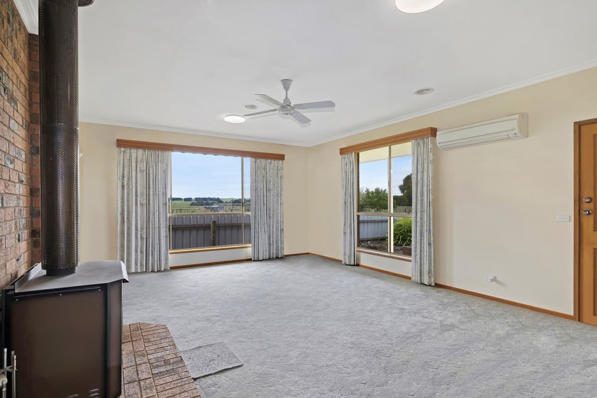 48 Cemetery Road, Cobden, VIC, Cobden - Thumbnail 8