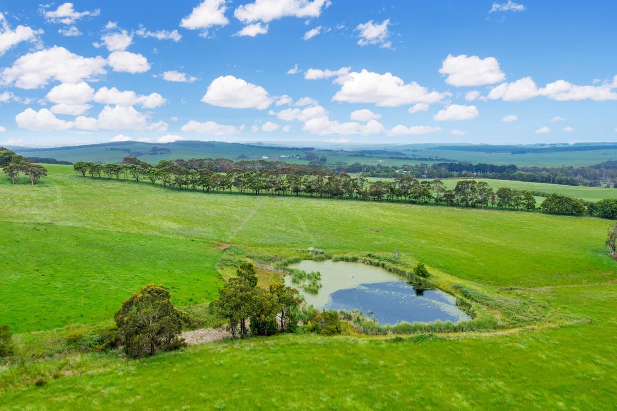 1 & 3 Bornong Road, Cooriemungle, VIC, Cooriemungle - Thumbnail 2