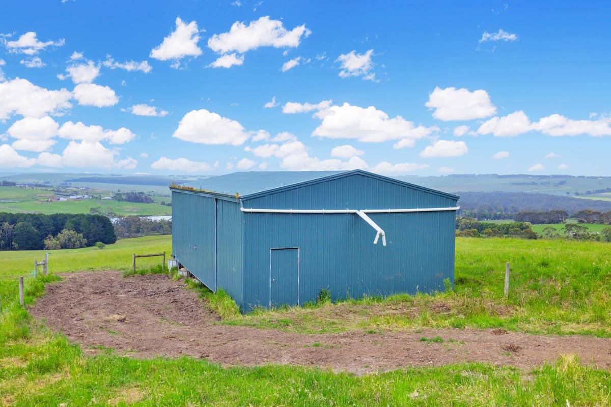 1 & 3 Bornong Road, Cooriemungle, VIC, Cooriemungle - Thumbnail 3