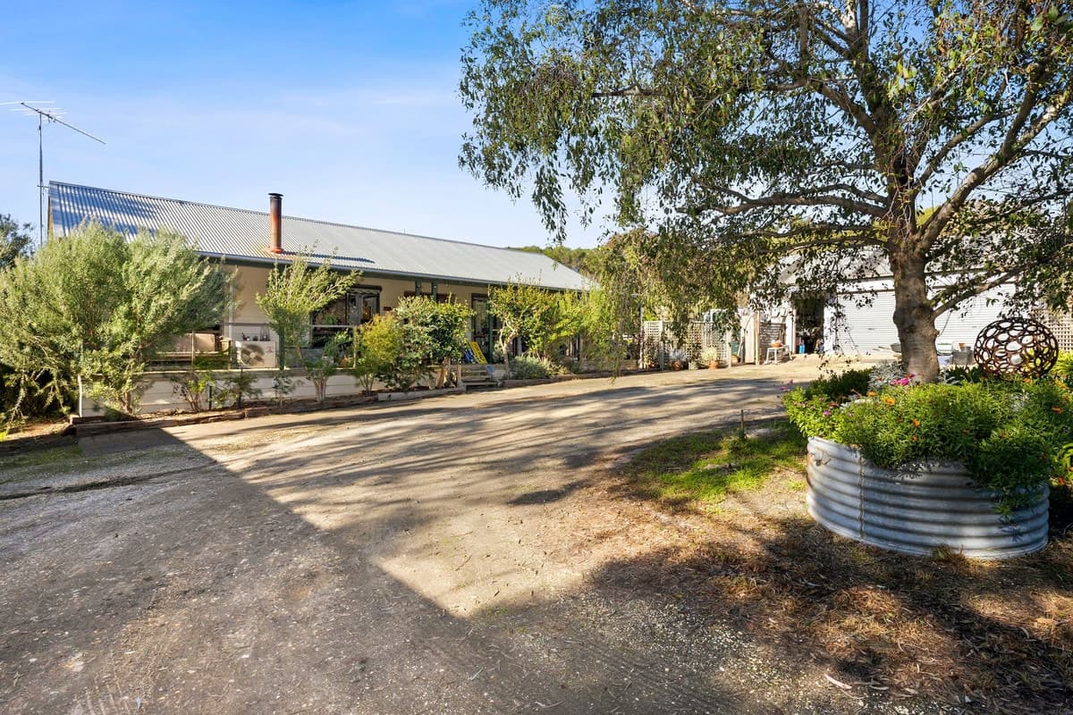 705 - 725 Pettavel Road, Freshwater Creek, VIC, Freshwater Creek - Thumbnail 3