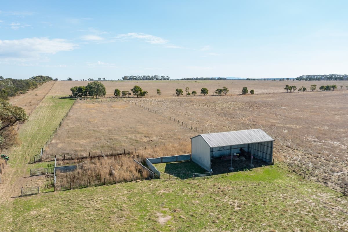 E. Walters Road, Karabeal, VIC, Karabeal - Thumbnail 2