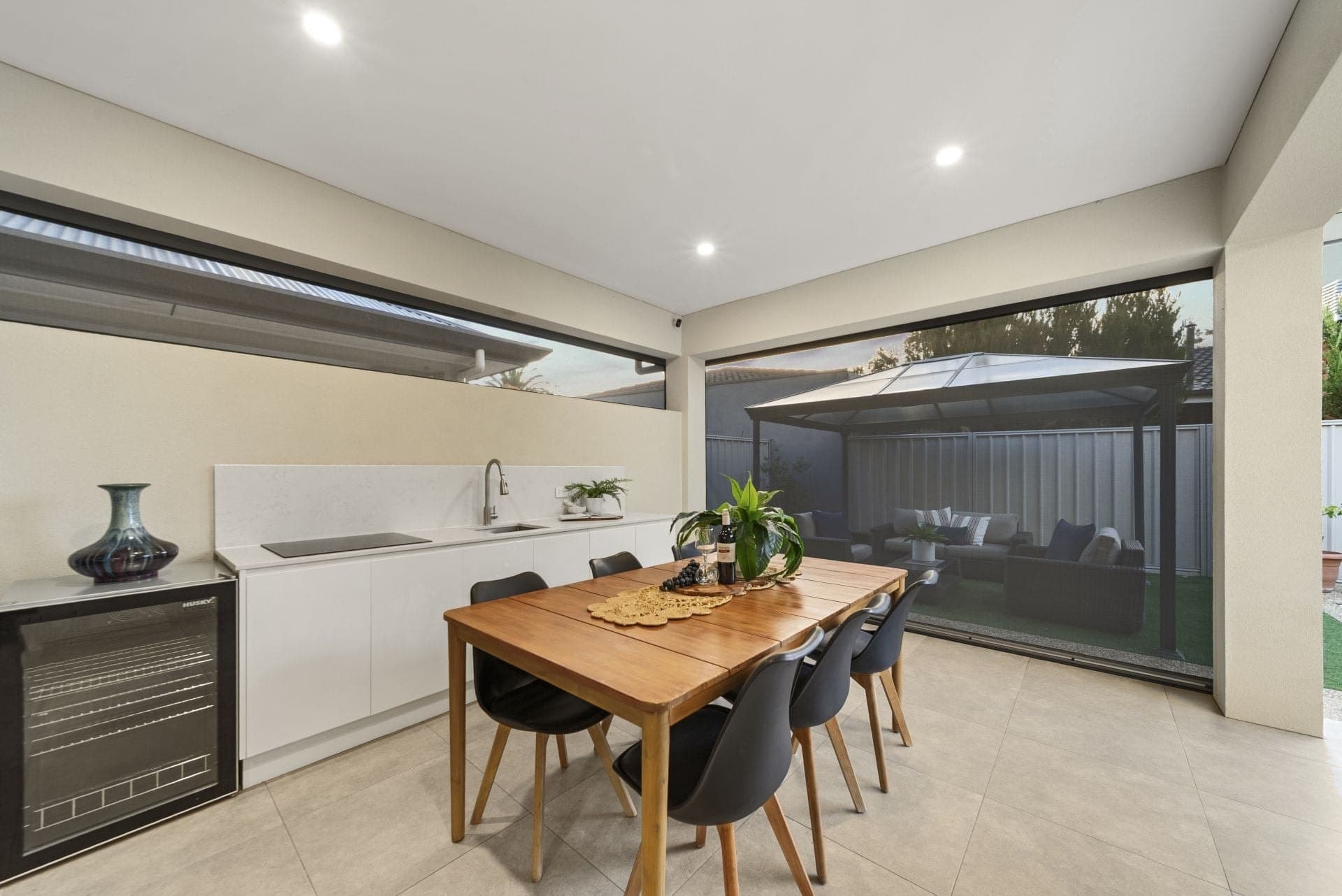 6 Ashburton Avenue, West Lakes Shore - Thumbnail 8
