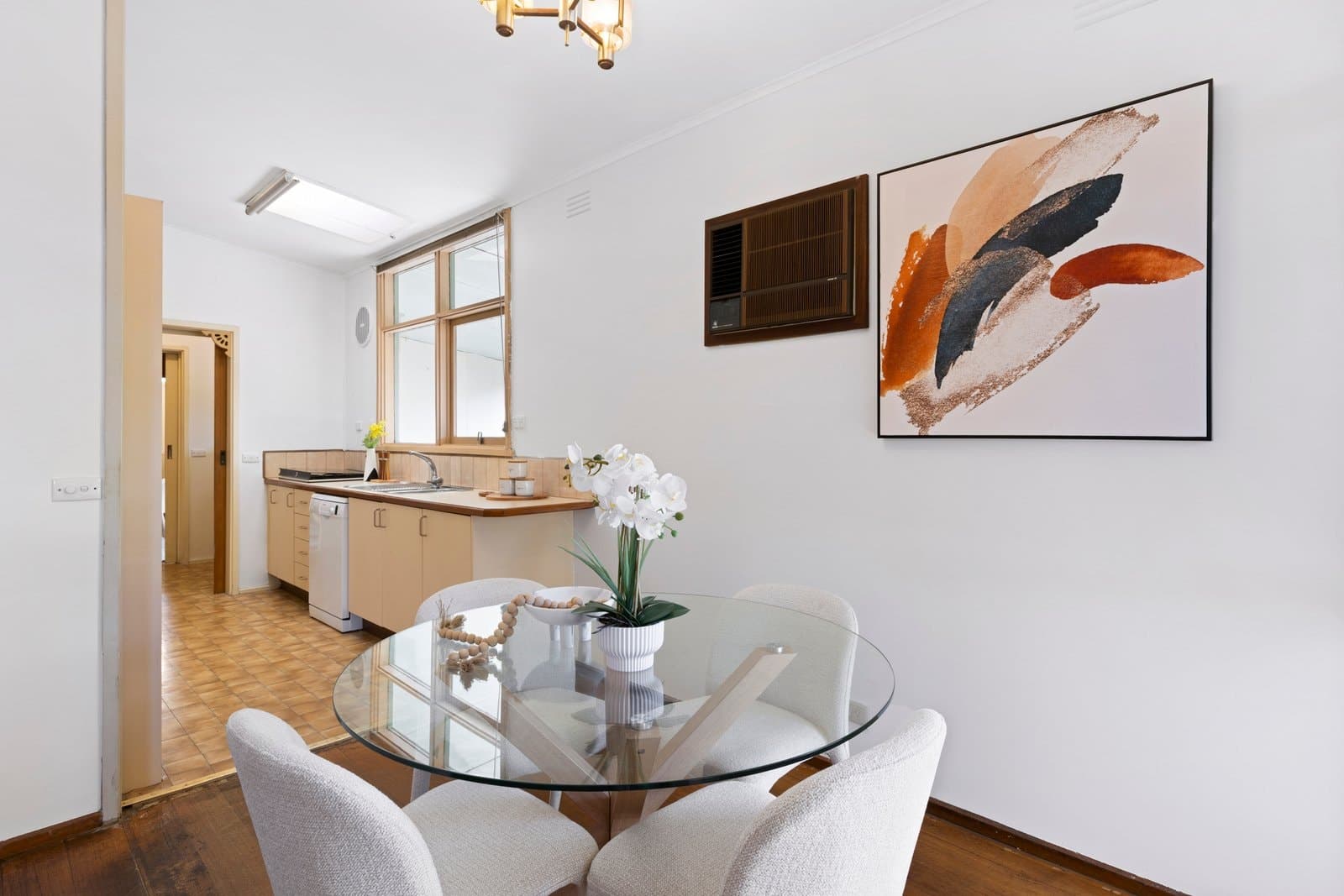 7 Peveril Street, Glen Waverley, Glen Waverley - Thumbnail 6
