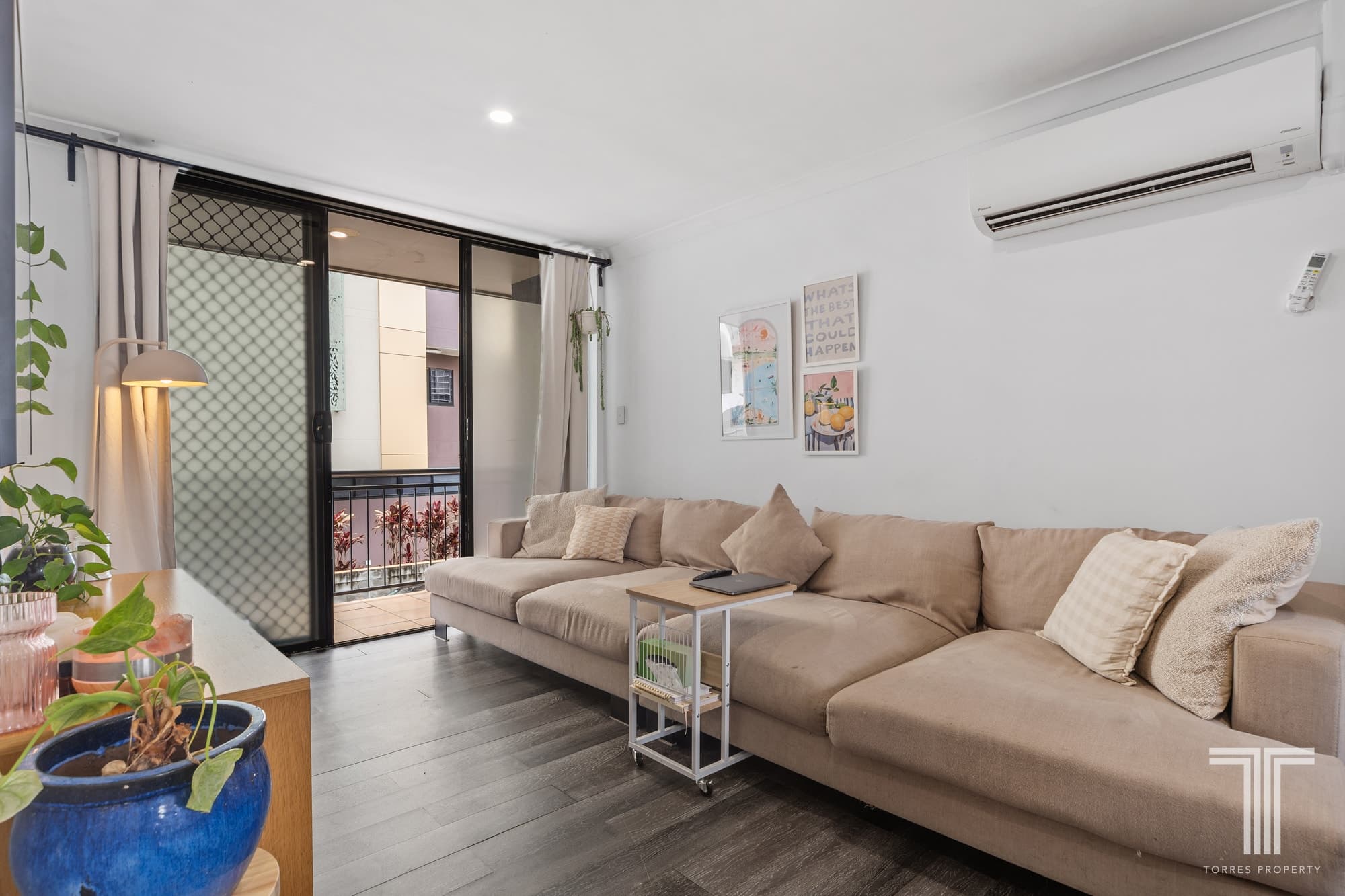 4/574 Kingsford Smith Dr, Hamilton, Hamilton - Image 1