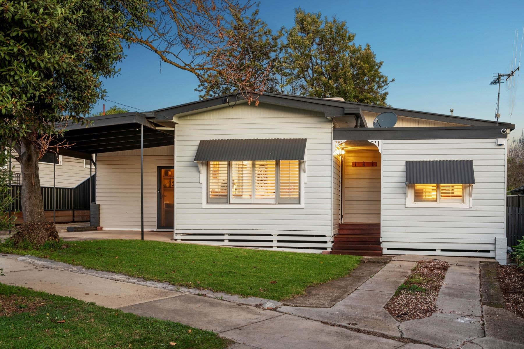 2 Leonard Avenue, Flora Hill, VIC 3550, Flora Hill Vic 3550 - Image 1