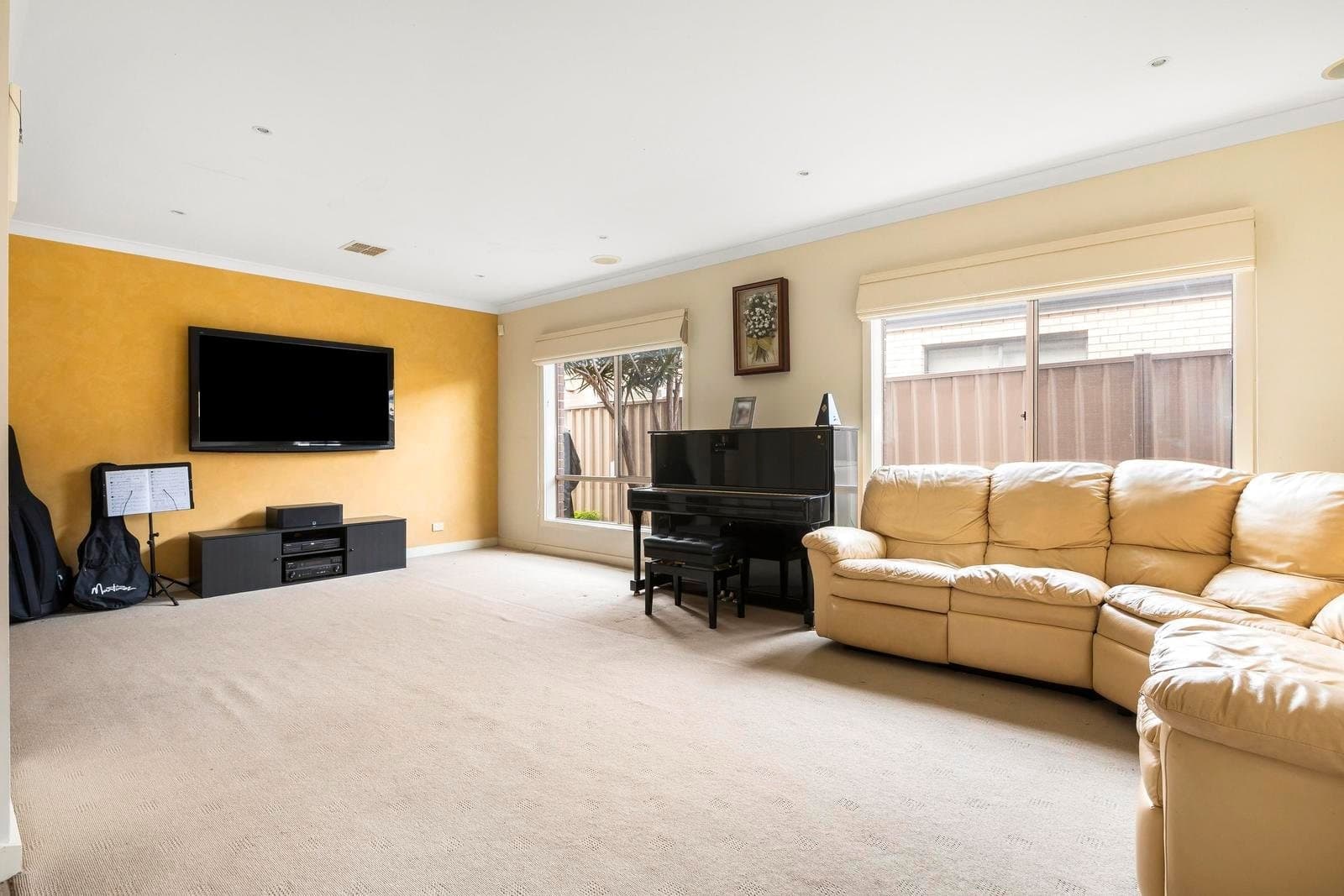 16 Holly Court, Gowanbrae VIC 3043, Gowanbrae - Thumbnail 6