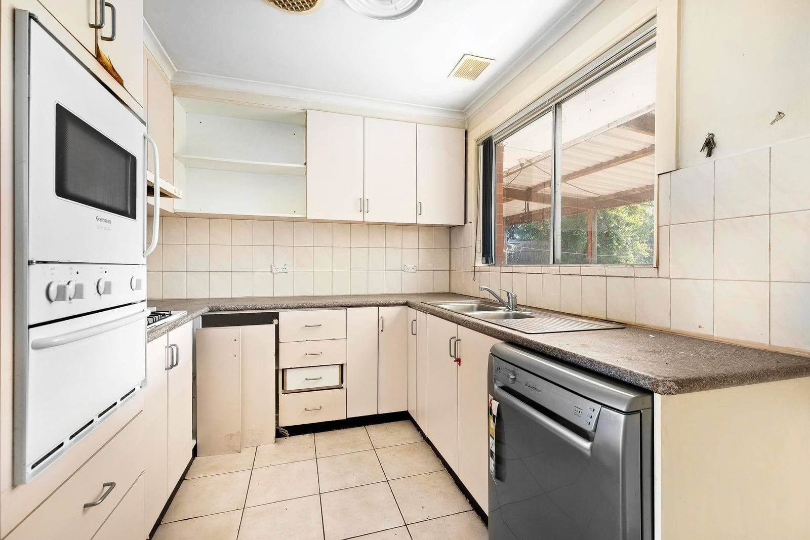 20 Glenys Avenue, Airport West VIC 3042, Airport West - Thumbnail 6