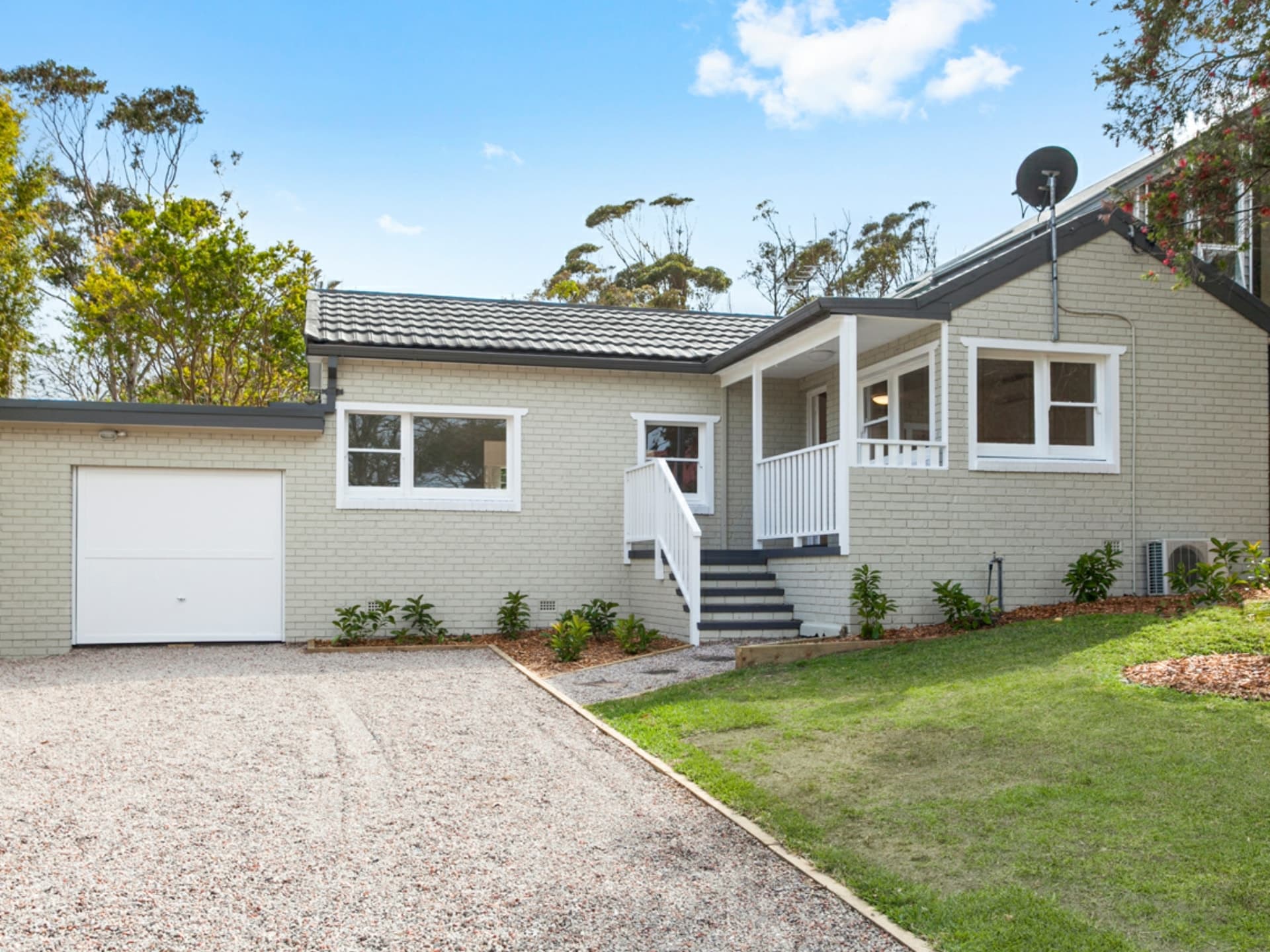 20 Coonanga Road Avalon Beach NSW, Avalon Beach - Thumbnail 2