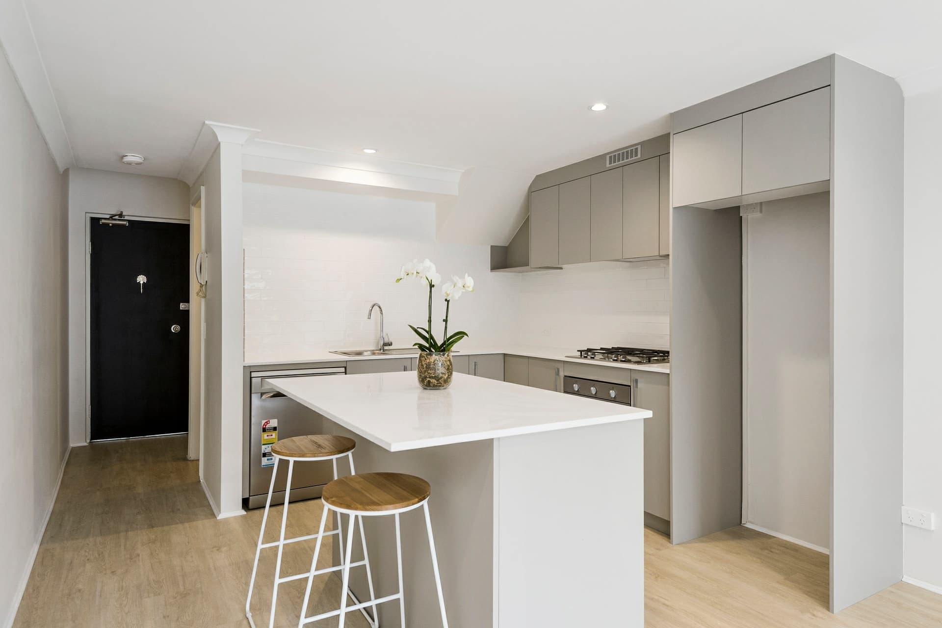 22/36-38 Old Barrenjoey Road, Avalon Beach, Avalon Beach - Thumbnail 2