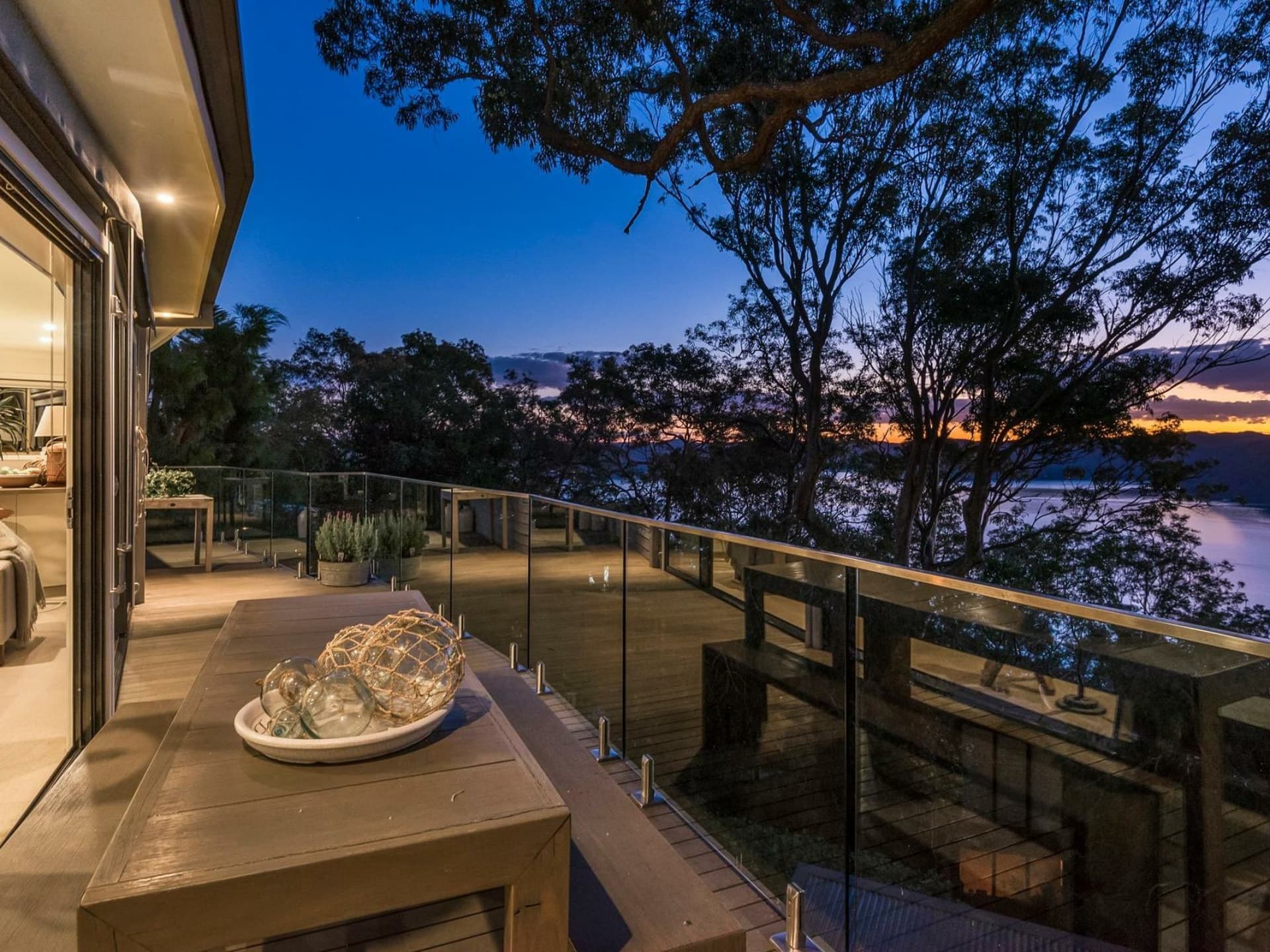 14 Capri Close Avalon Beach NSW, Avalon Beach - Thumbnail 2