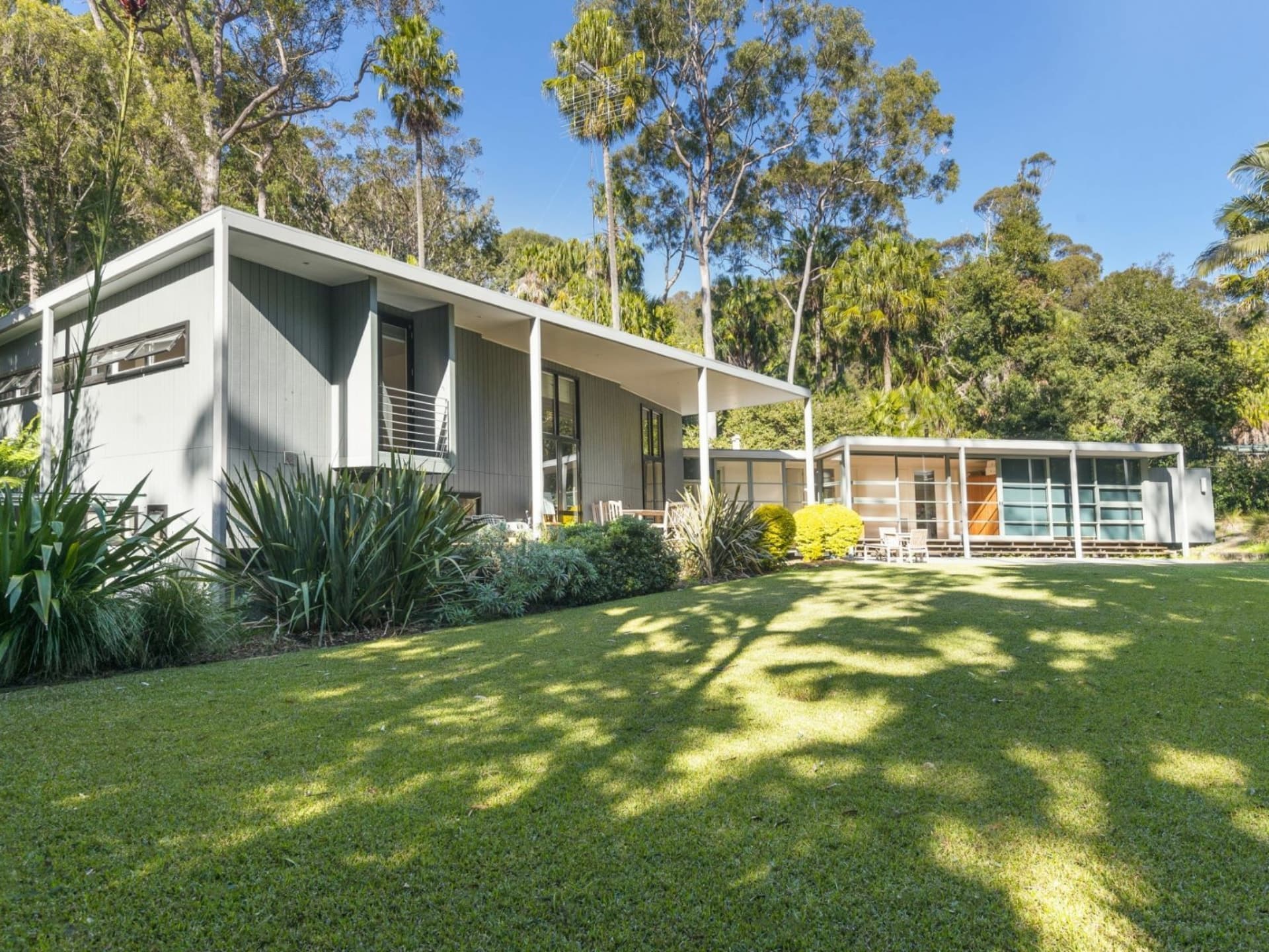 44 Ruskin Rowe Avalon Beach NSW, Avalon Beach - Image 1