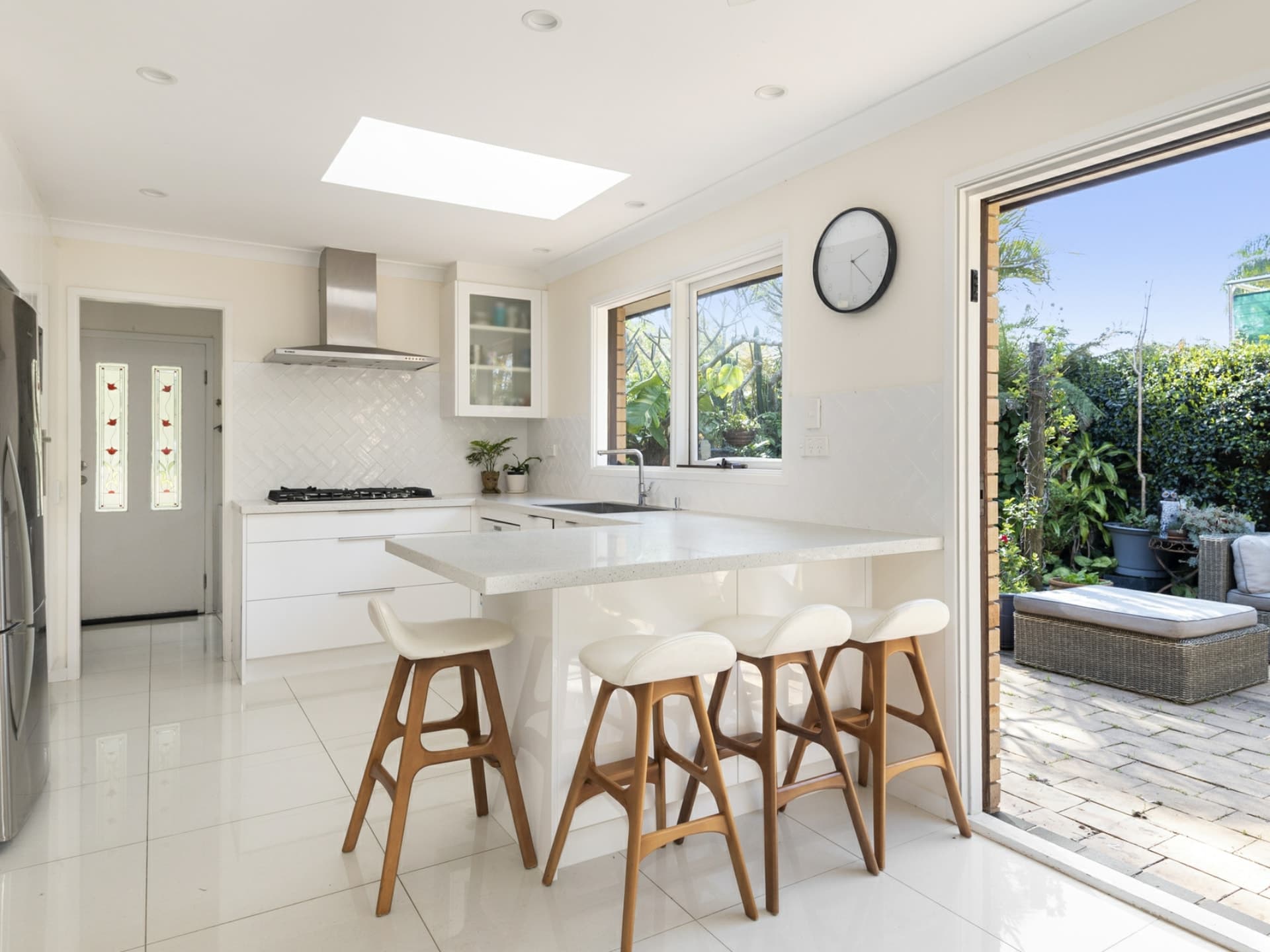 729 Barrenjoey Road Avalon Beach NSW, Avalon Beach - Thumbnail 2