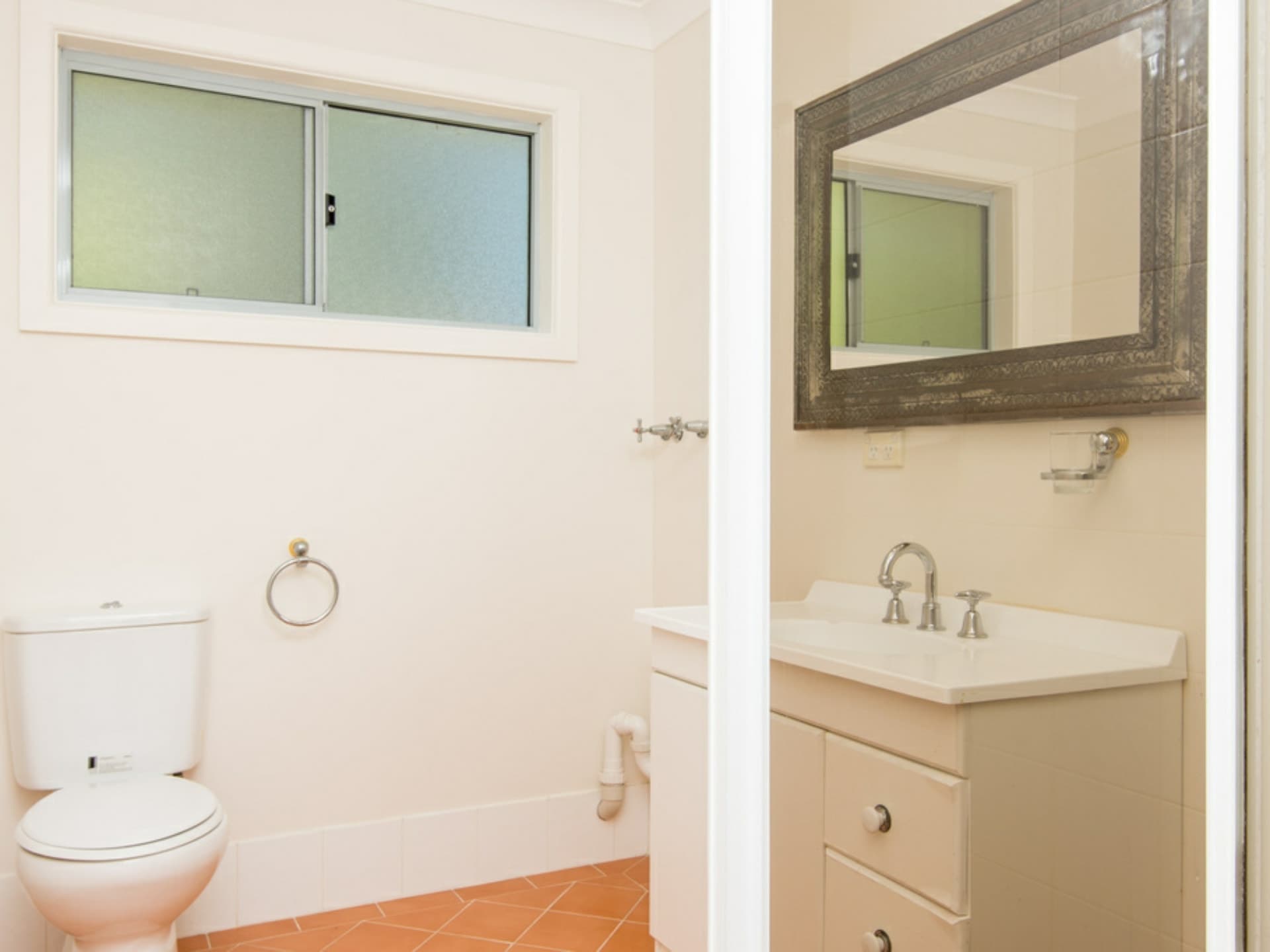 2/25 Binburra Avenue Avalon Beach NSW, Avalon Beach - Thumbnail 3