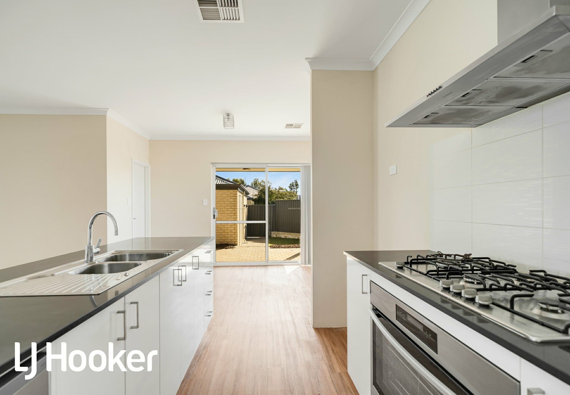 23 Pelagic Way Aveley WA, Aveley - Thumbnail 6