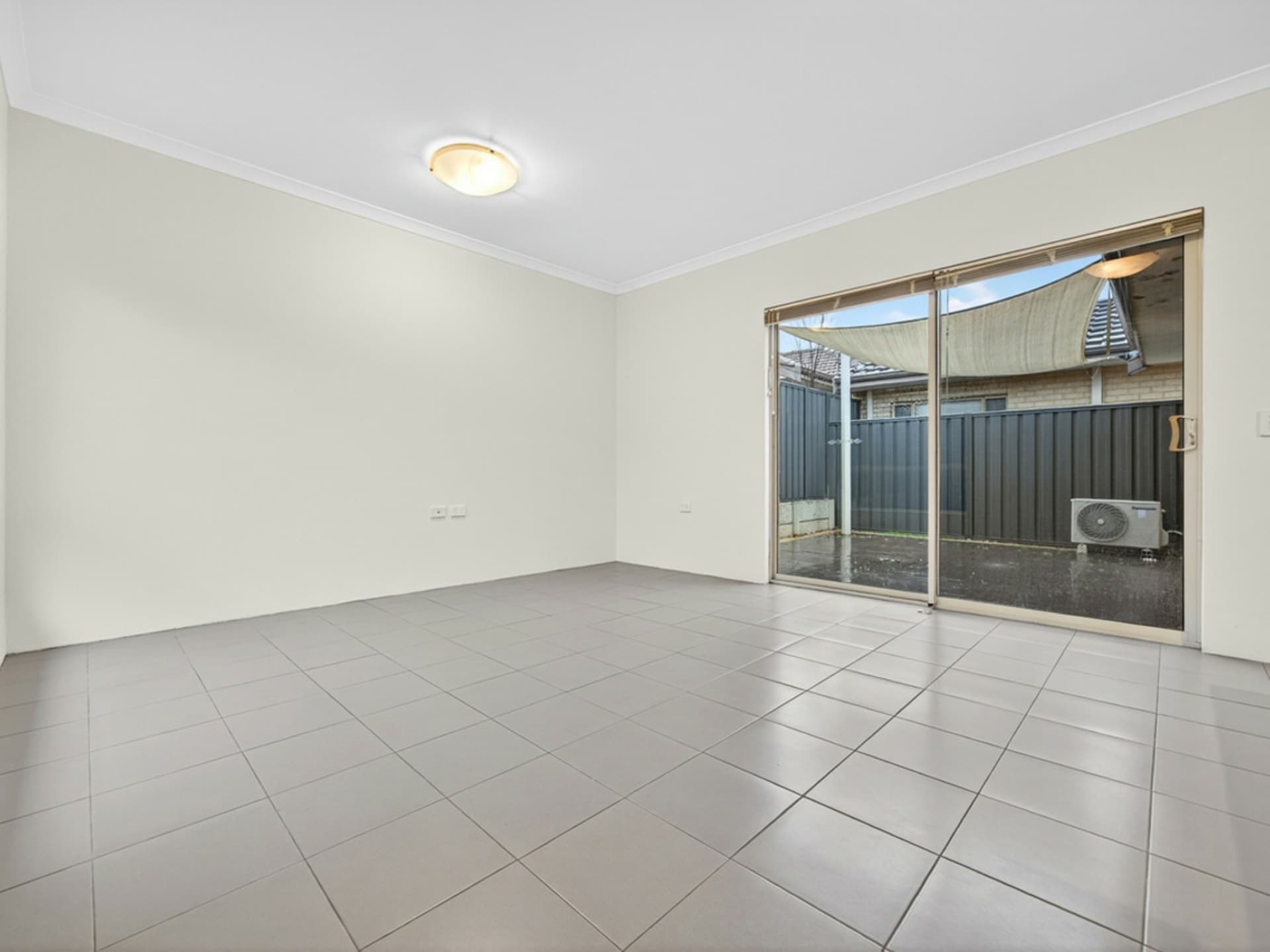 12 Dulegal Way, Aveley, Aveley - Thumbnail 3