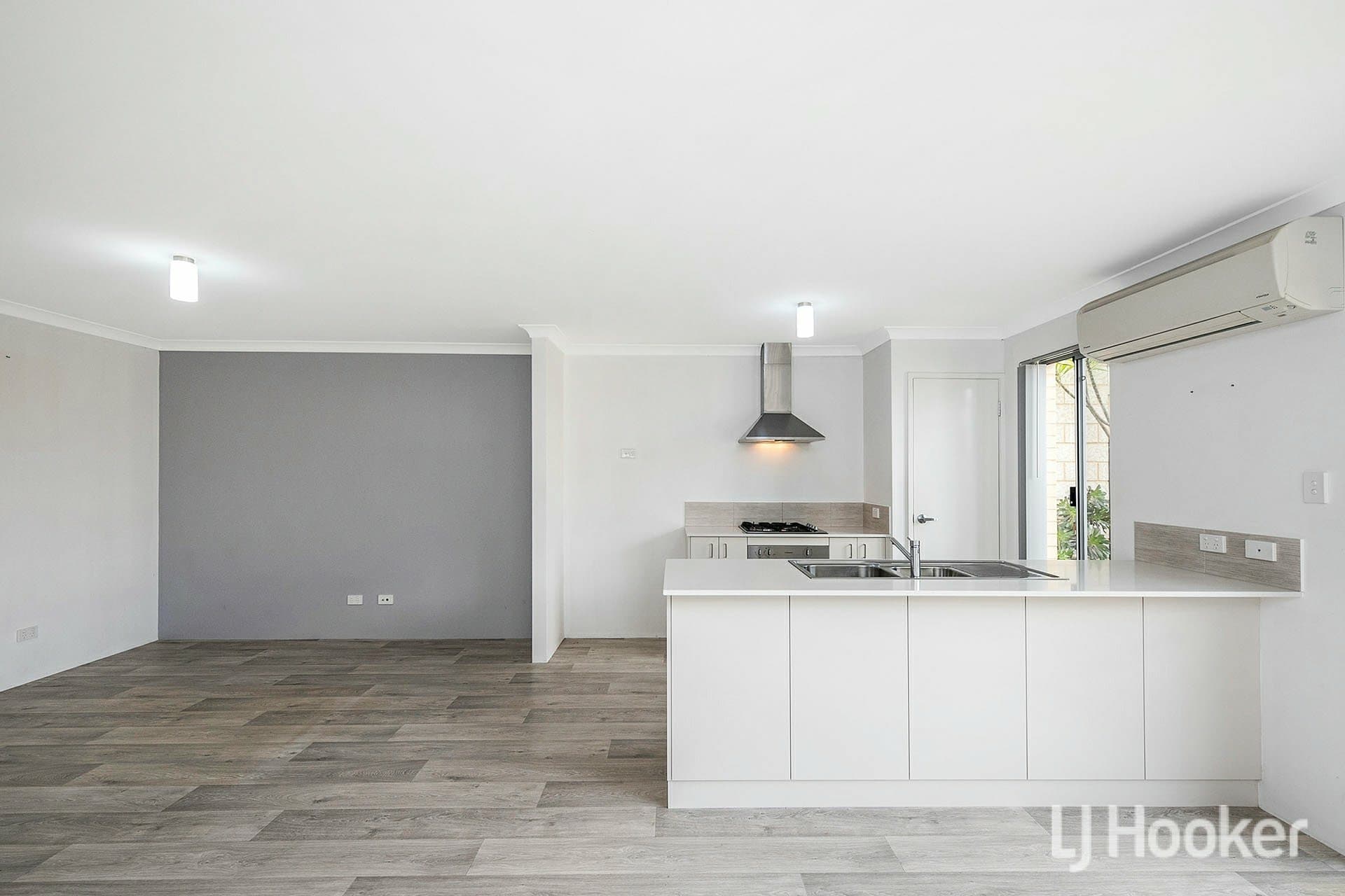10 Luxhay Parkway Aveley WA, Aveley - Thumbnail 6