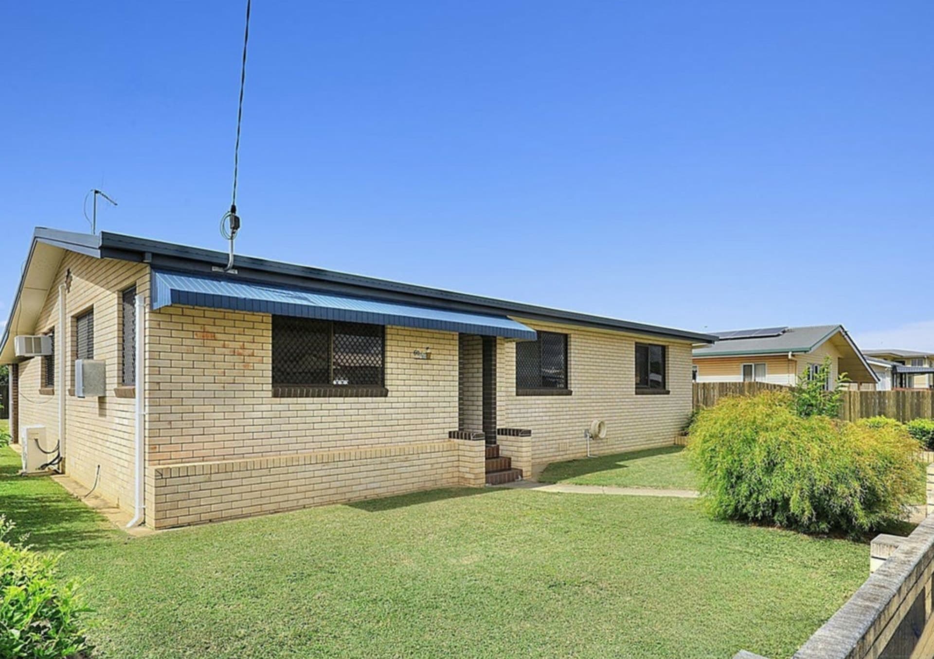 60 Vasey Street, Avenell Heights, Avenell Heights - Thumbnail 2