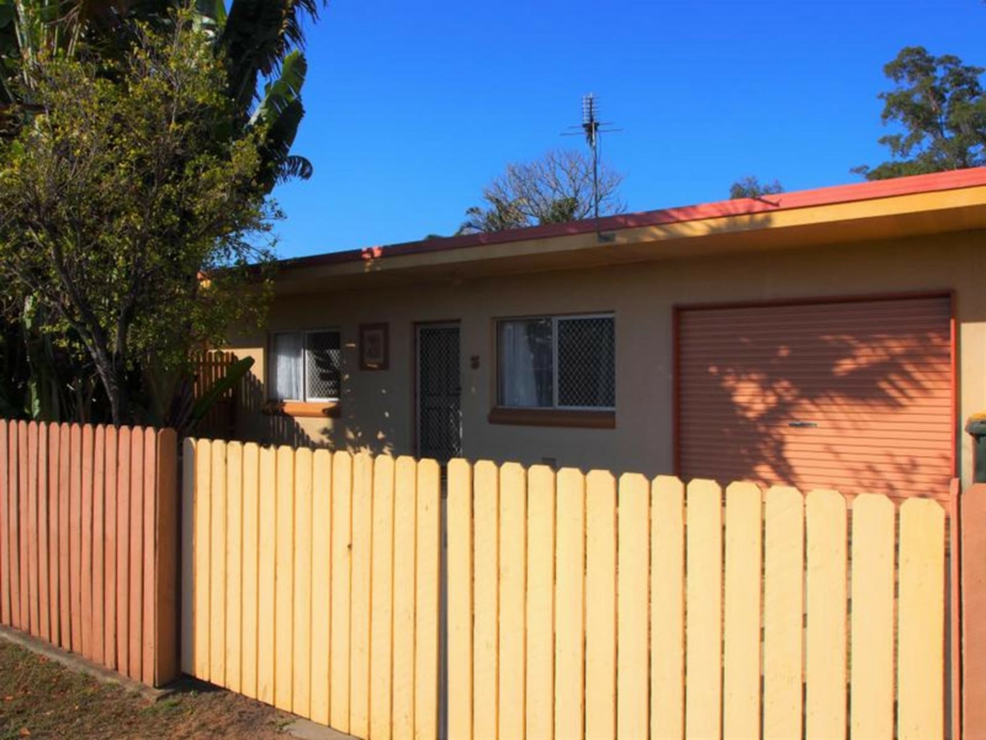 3/202 Barolin Street, Avenell Heights, Avenell Heights - Thumbnail 2