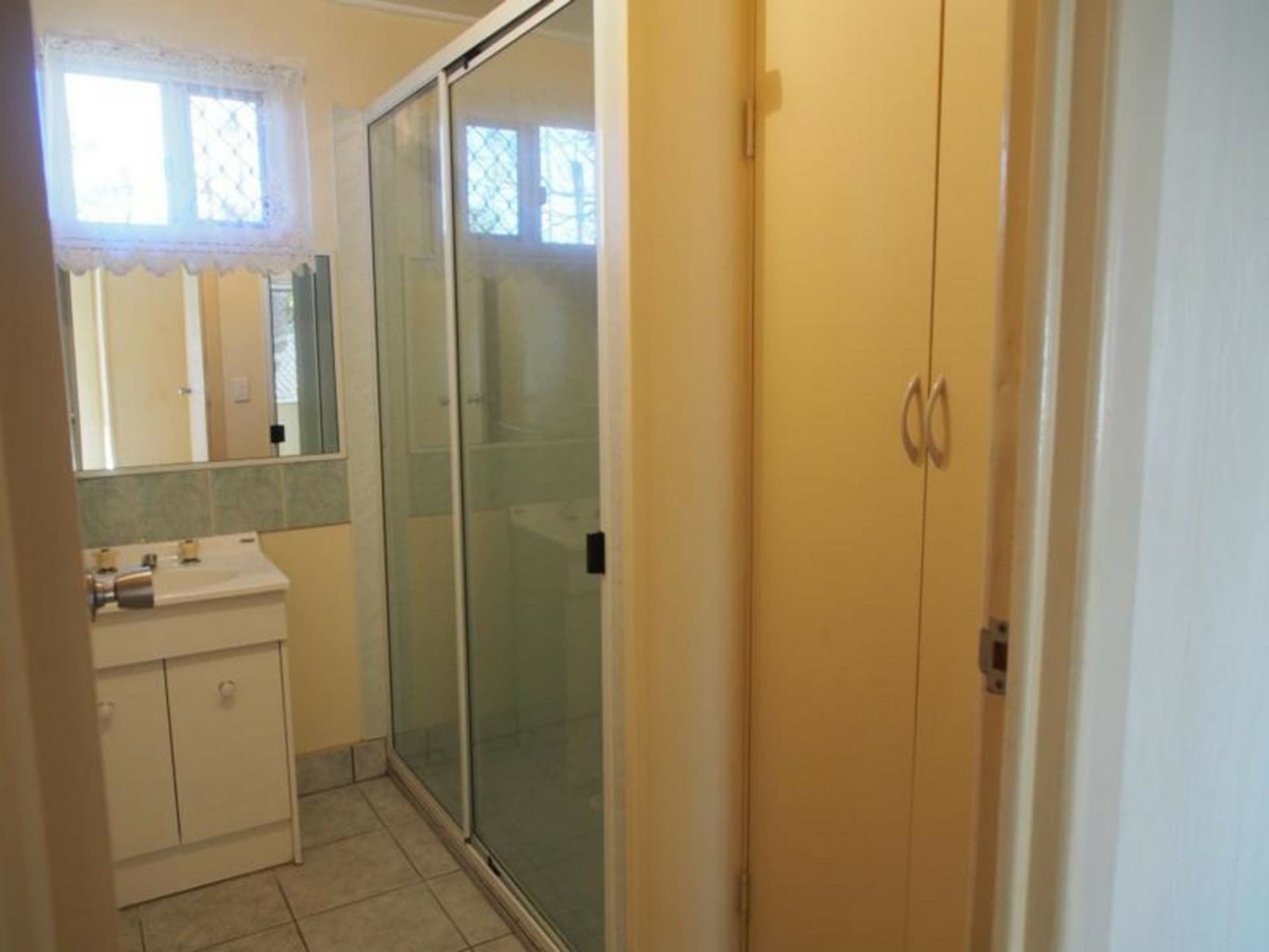 3/202 Barolin Street, Avenell Heights, Avenell Heights - Thumbnail 8
