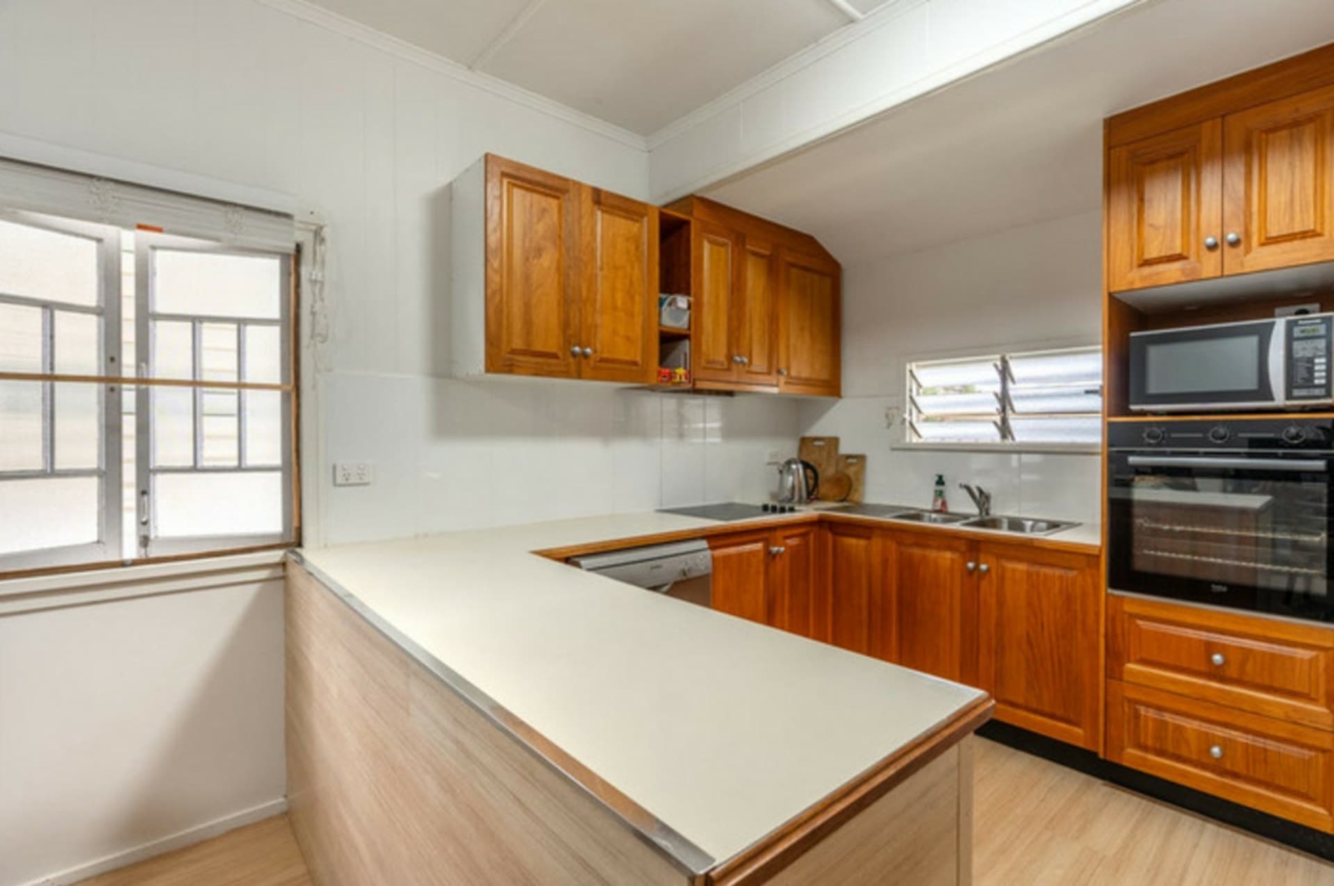 11B Hay Street East, Avenell Heights, Avenell Heights - Thumbnail 4