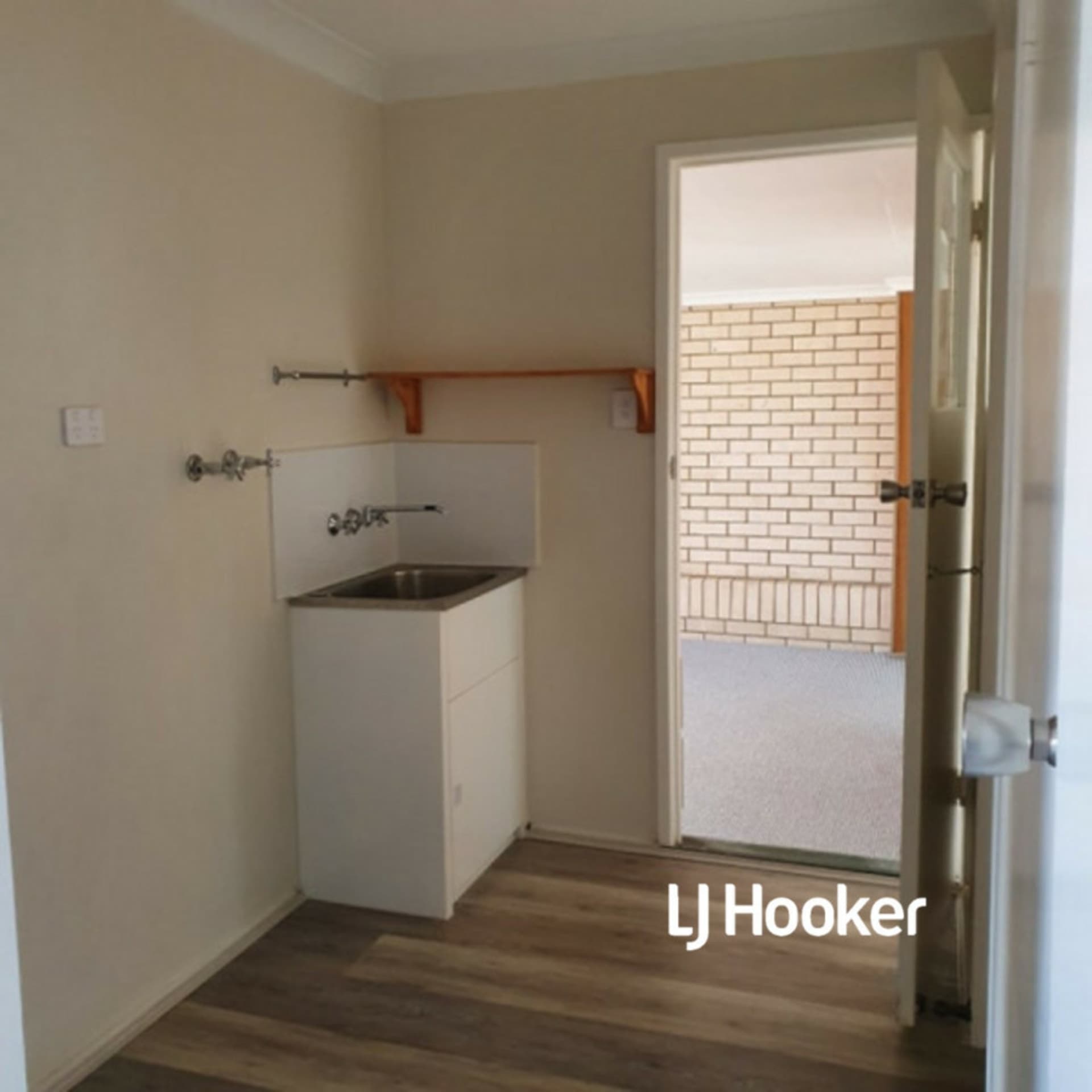 22 Jensen Street, Avenell Heights, Avenell Heights - Thumbnail 7