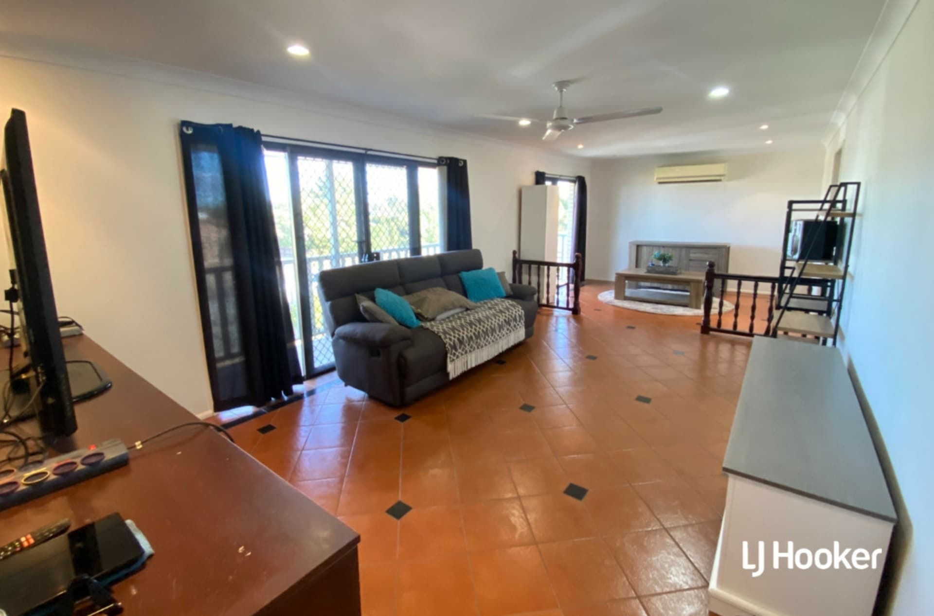 27 Avenell Street, Avenell Heights, Avenell Heights - Thumbnail 4