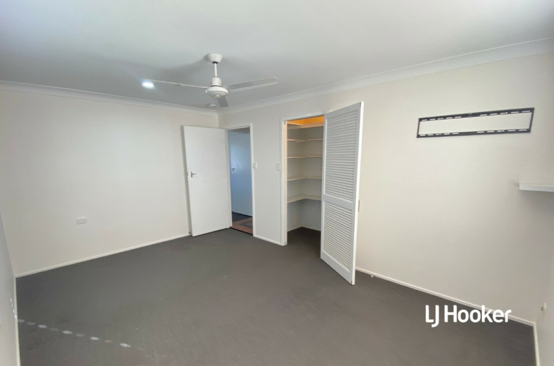 27 Avenell Street, Avenell Heights, Avenell Heights - Thumbnail 7