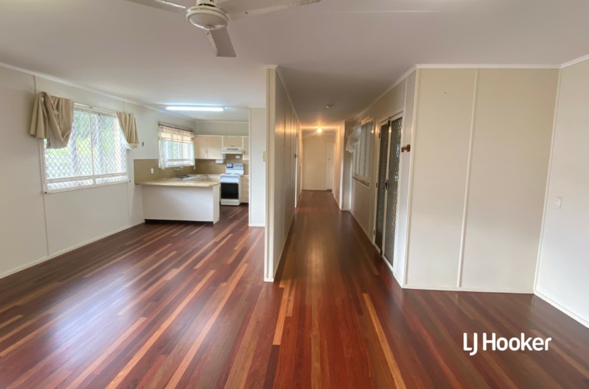 10 Gibson Street, Avenell Heights, Avenell Heights - Thumbnail 4