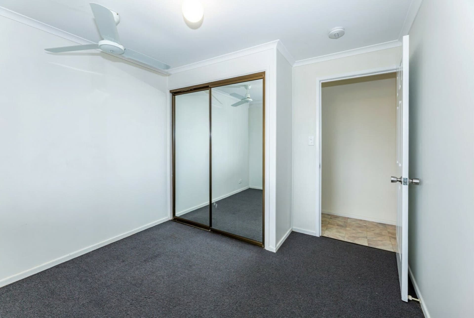 54 Thabeban Street, Avenell Heights, Avenell Heights - Thumbnail 6
