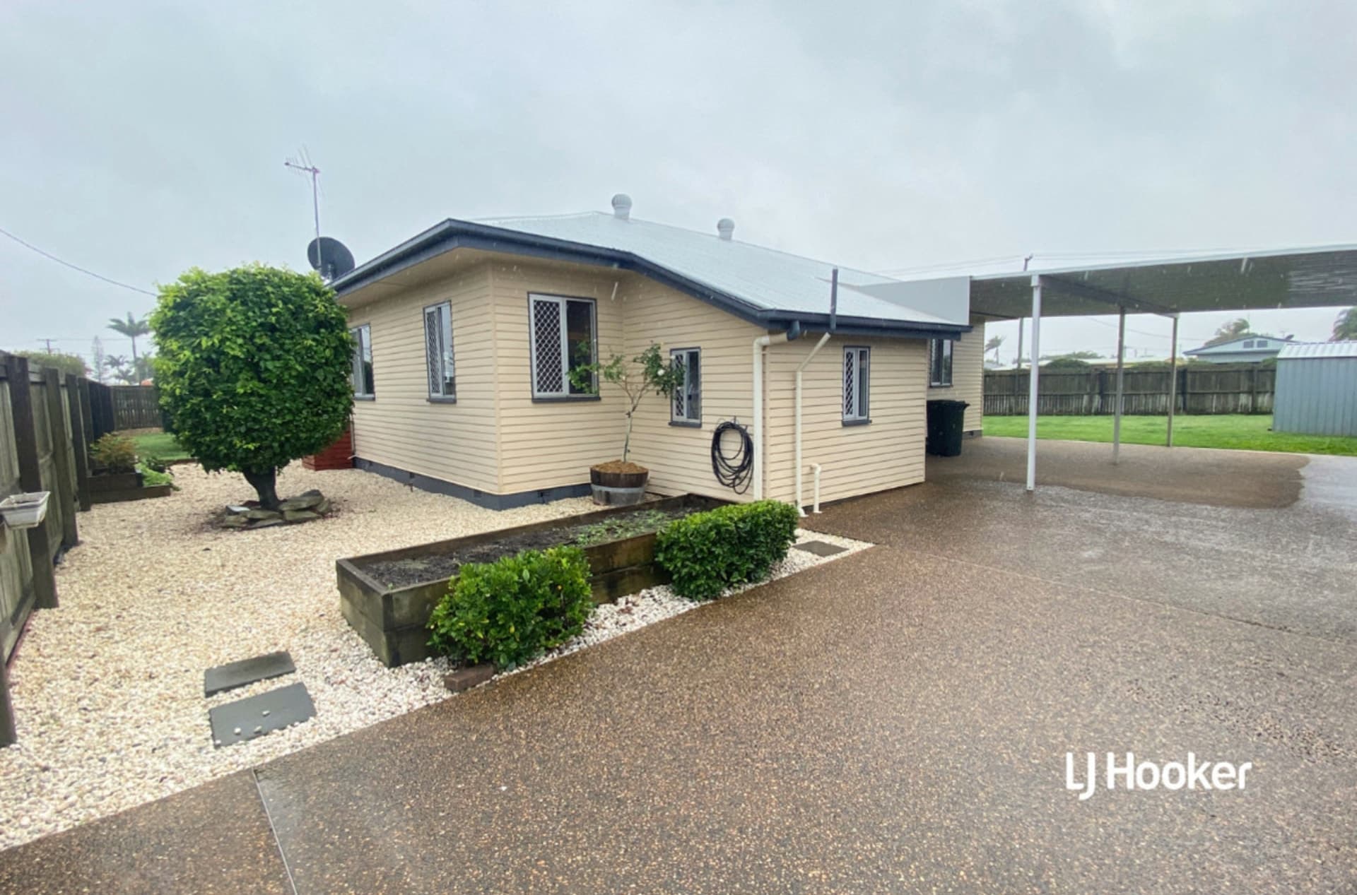 1B Anderson Street, Avenell Heights, Avenell Heights - Thumbnail 2