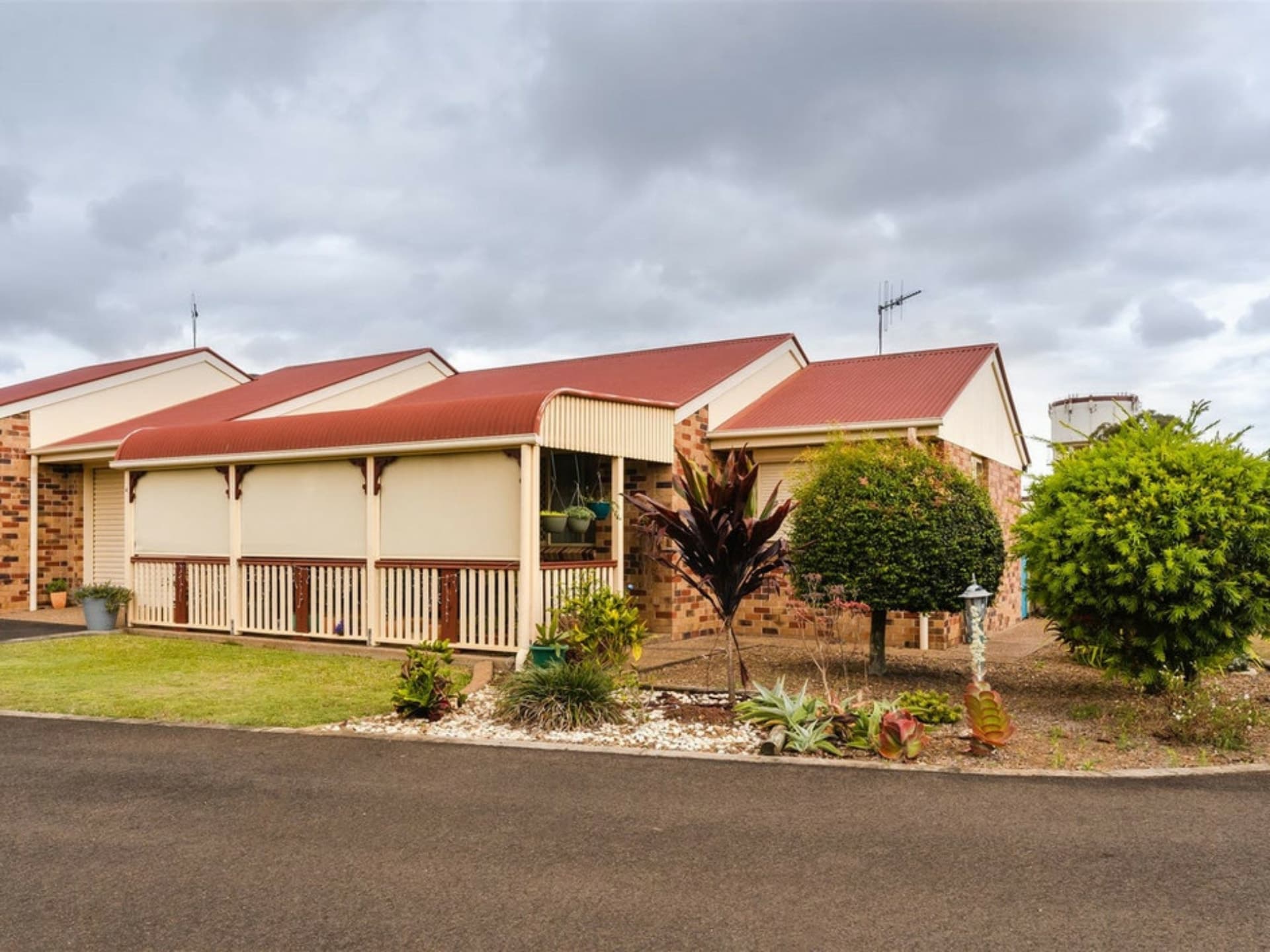 4/23 Thabeban Street, Avenell Heights, Avenell Heights - Thumbnail 2
